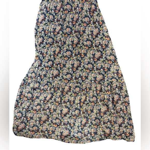 Collective Concepts Floral Maxi Dress | Halter | Fall Occasion | Size M - Picture 5 of 6